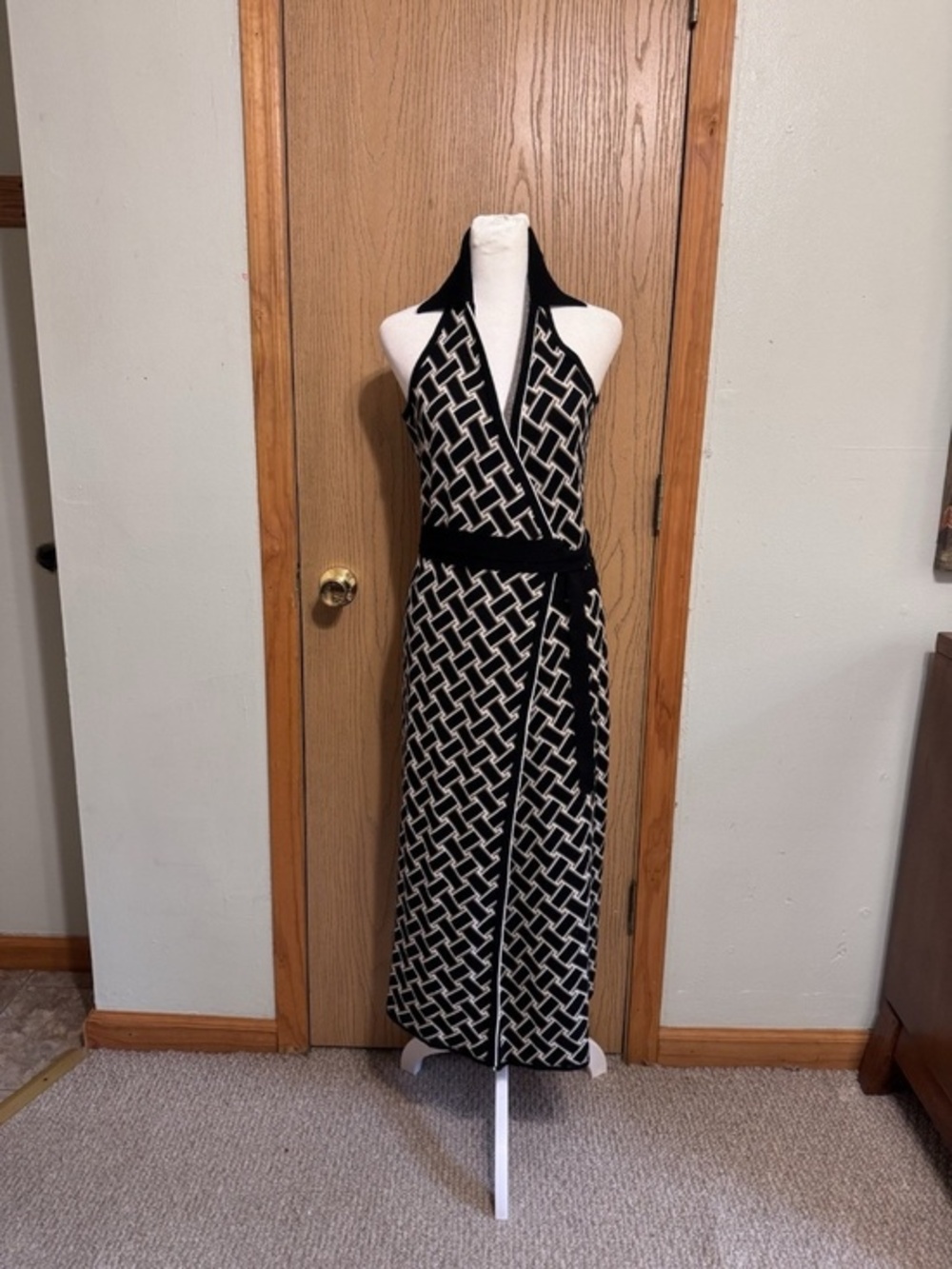 Diane Von Furstenberg for Target NWT Medium w/Geometric Print Midi Wrap Dress